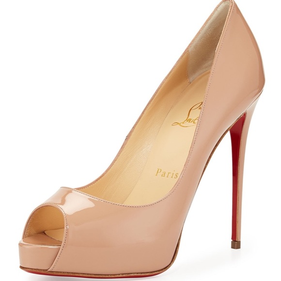 Christian louboutin classic and timeless. 5" - Picture 3 of 12